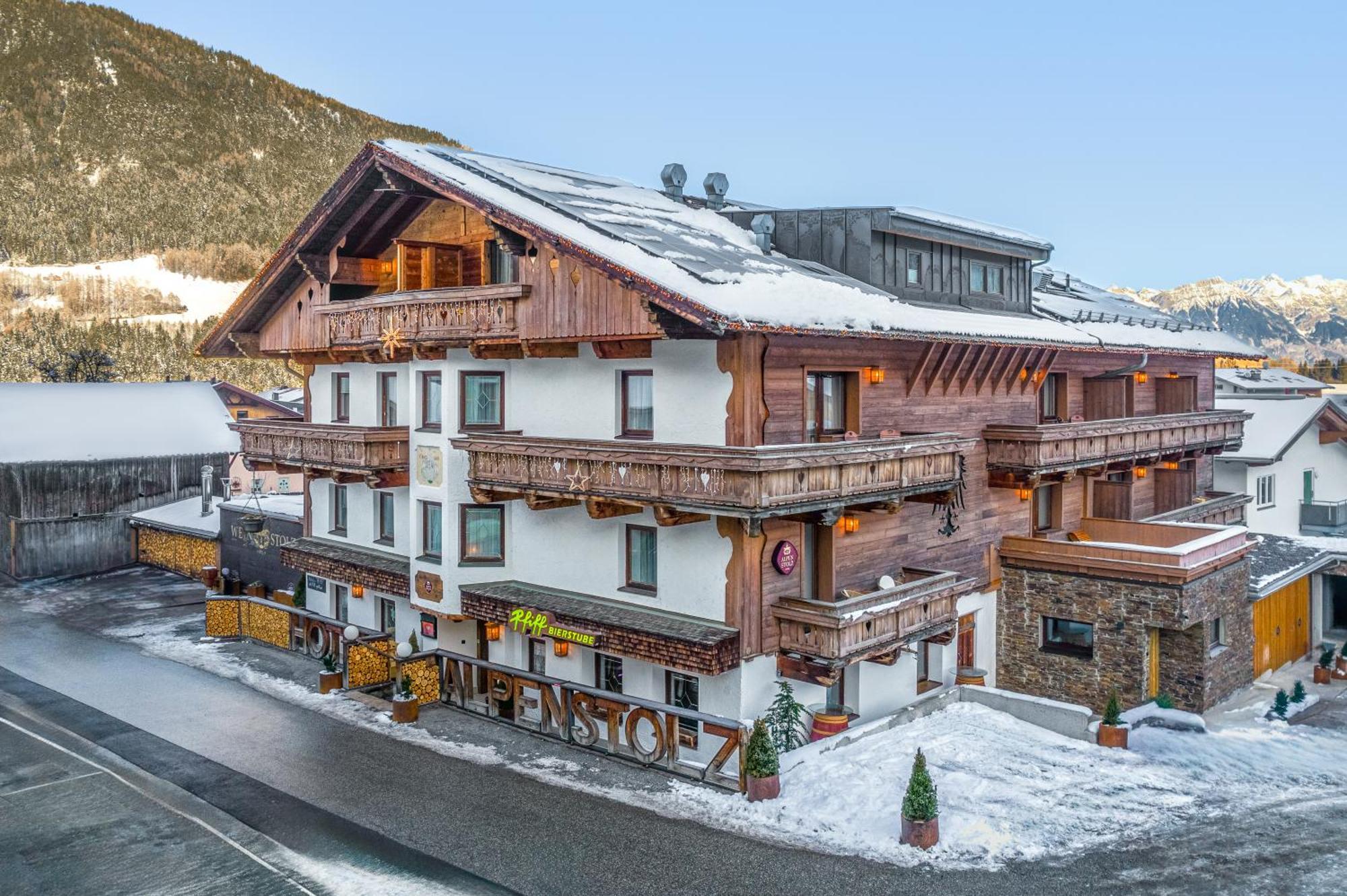 Hotel Alpenstolz Mieders Kültér fotó