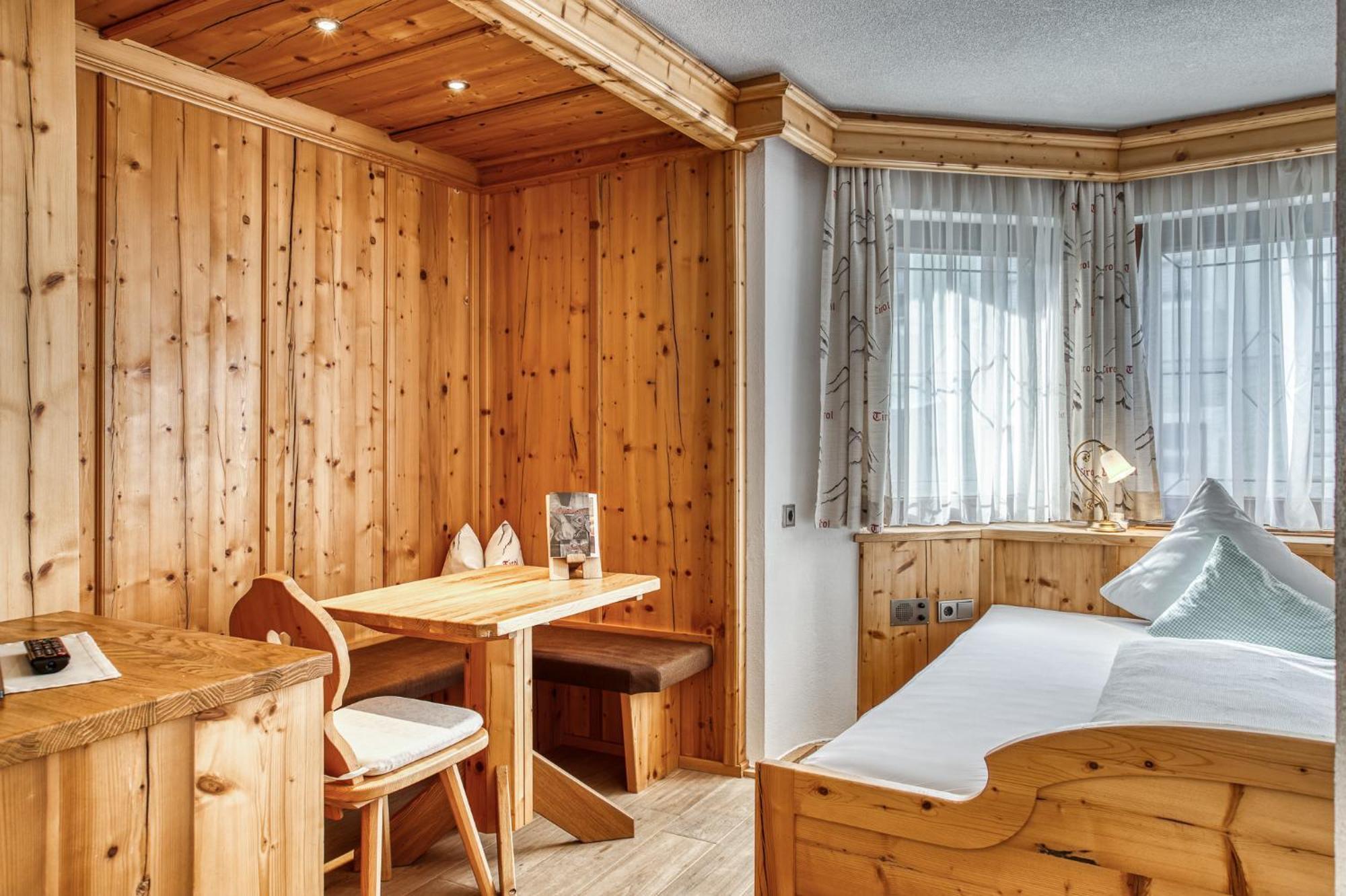 Hotel Alpenstolz Mieders Kültér fotó