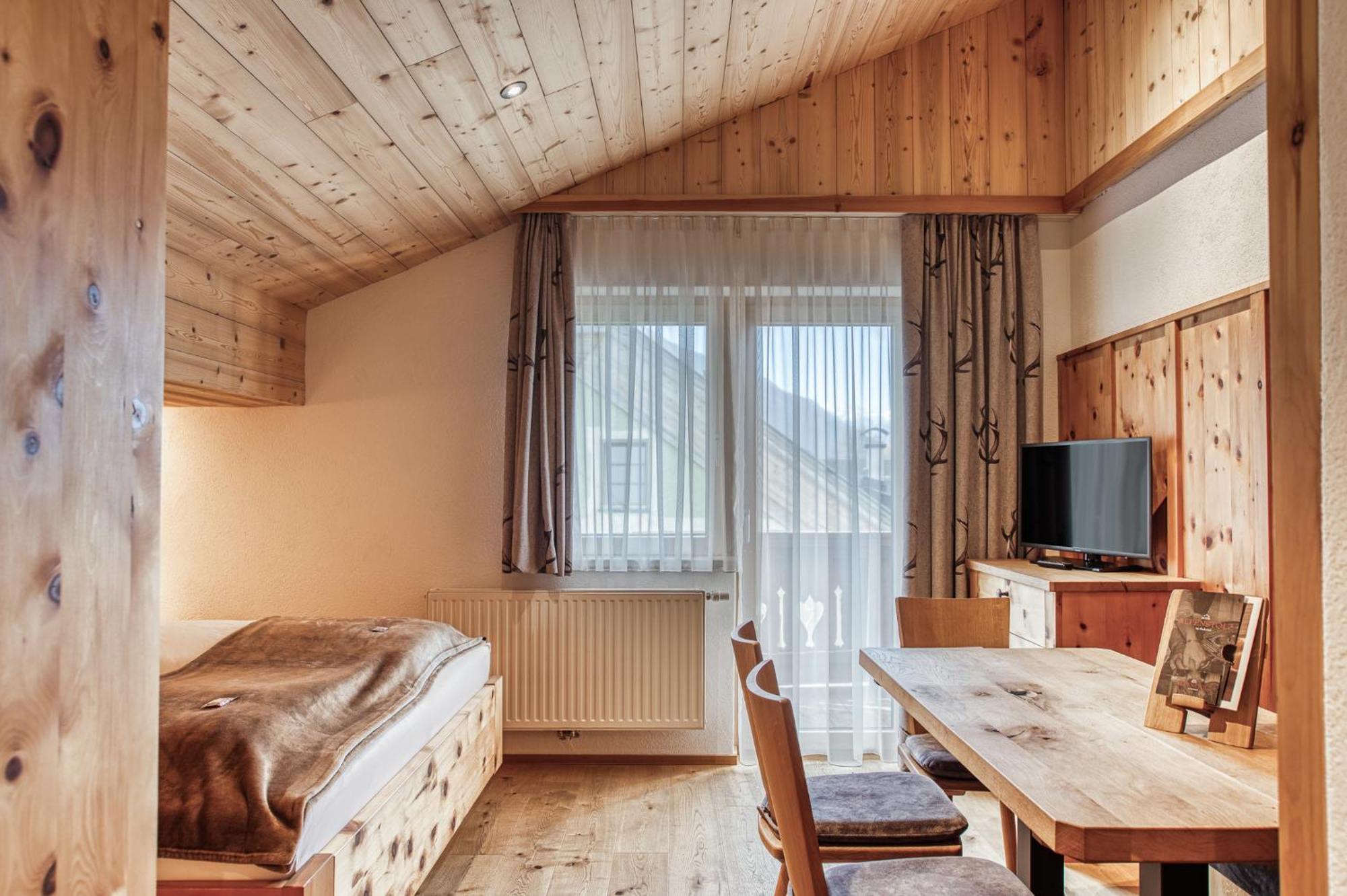 Hotel Alpenstolz Mieders Szoba fotó