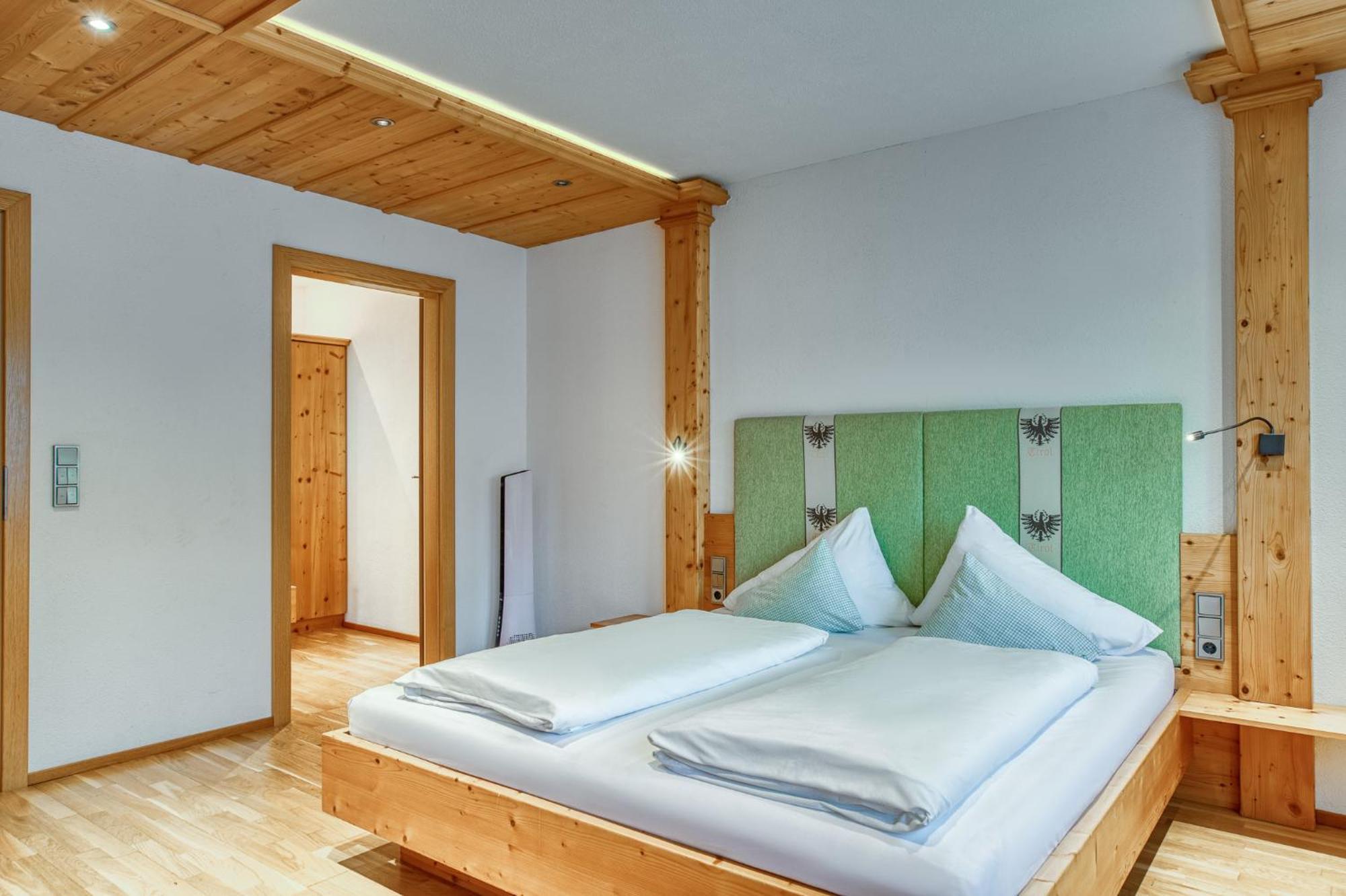 Hotel Alpenstolz Mieders Szoba fotó