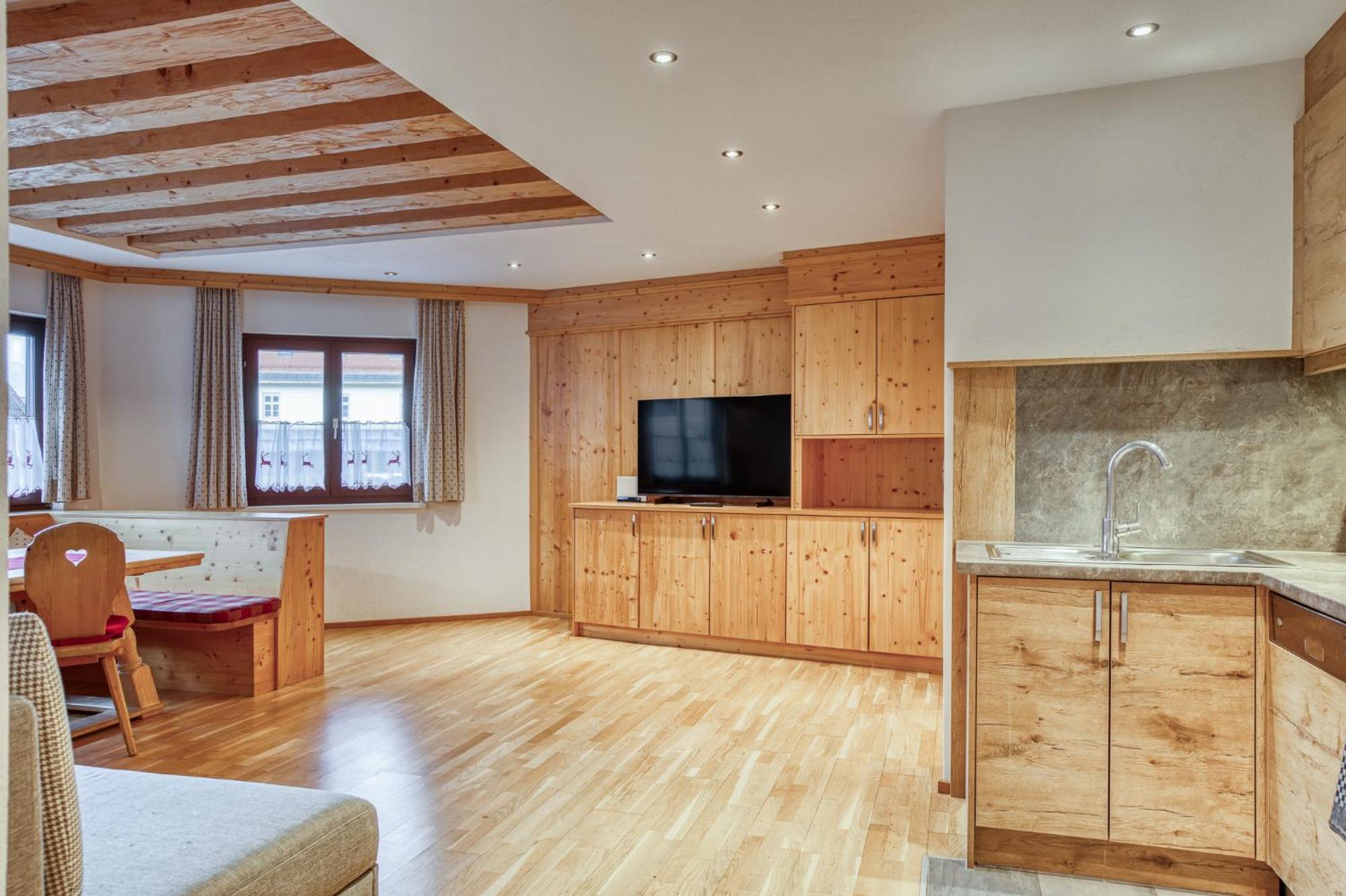 Hotel Alpenstolz Mieders Szoba fotó