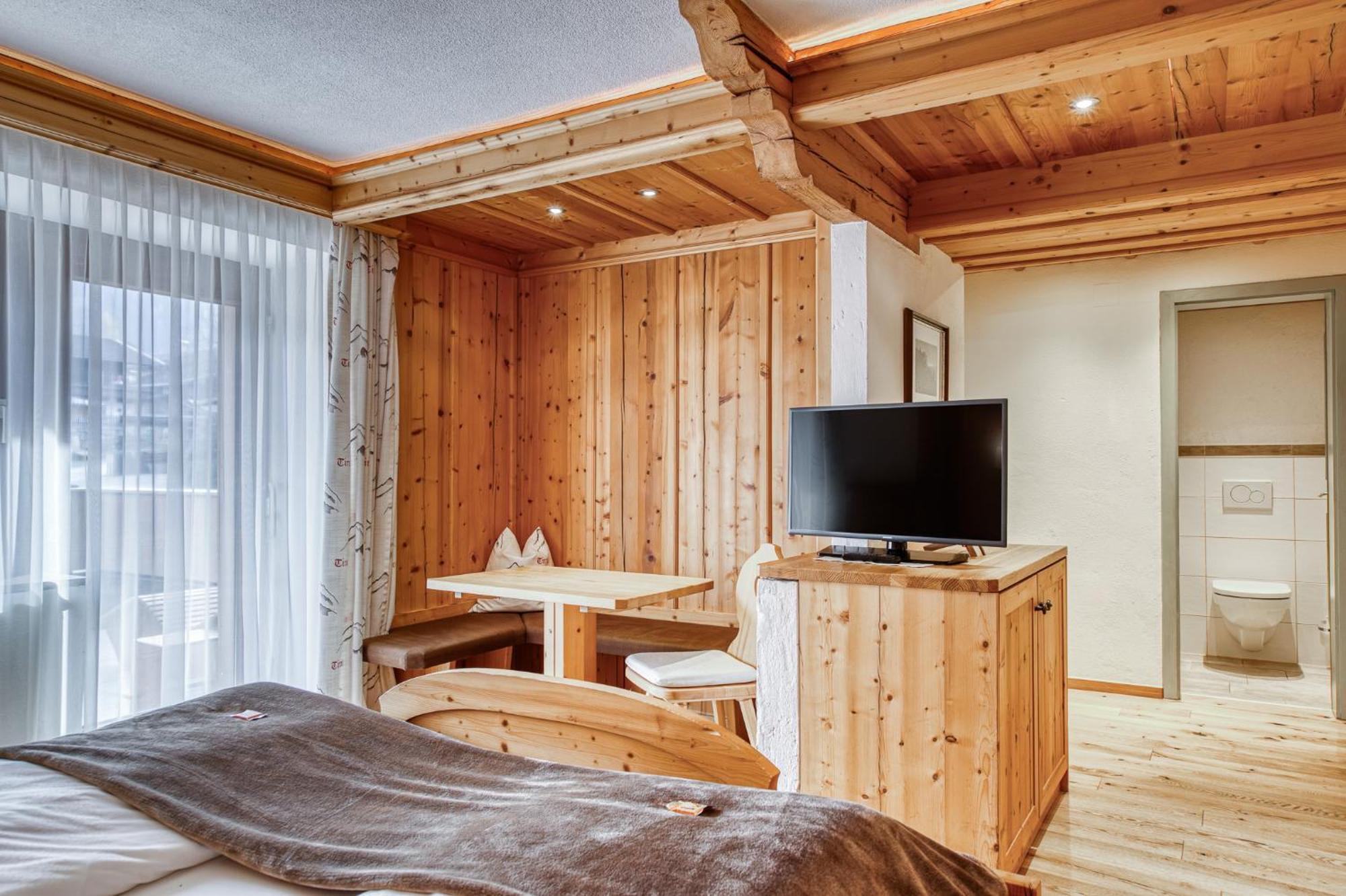 Hotel Alpenstolz Mieders Szoba fotó